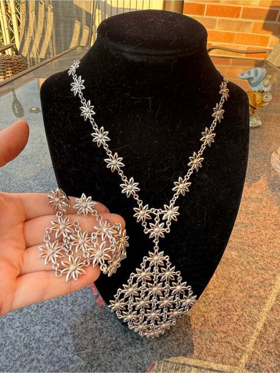 D'Orlan Jewelry - Vintage D’orlan Silver Tone Sunflower Necklace and Clipon Set